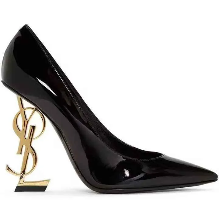 حذاء نسائي بكعب عالي , Women's high heel shoes
