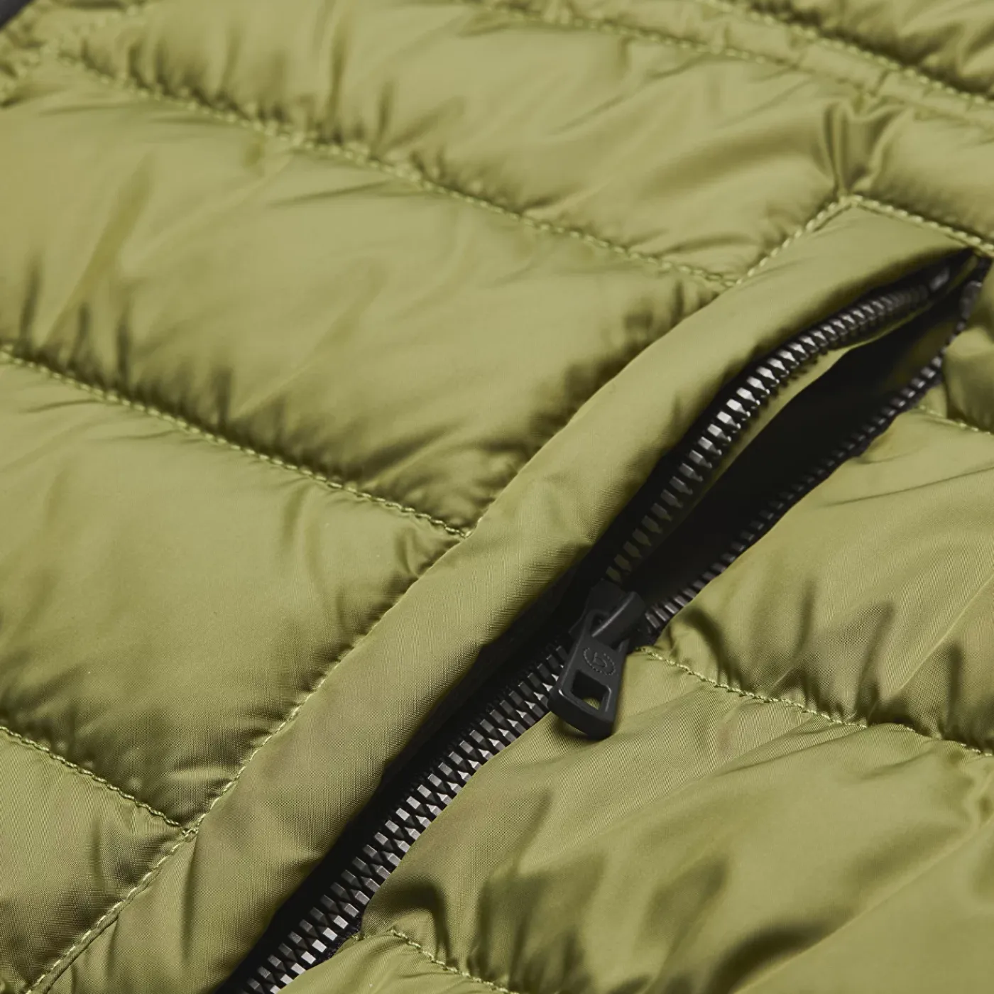 Bugatti Lightweight Gilet | Green / Navy / Stone