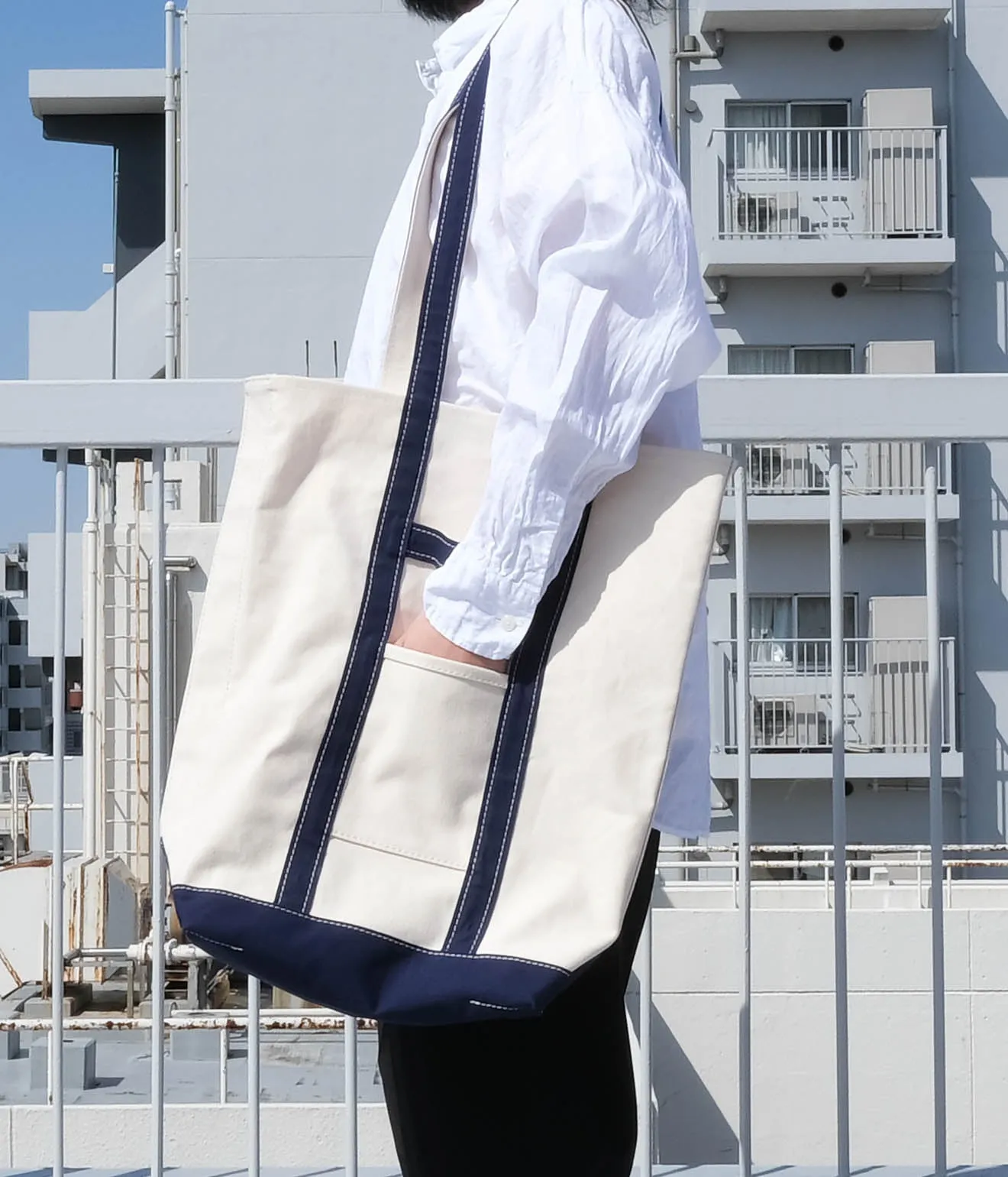 Lakewood Clothing "Souvenir 2way tote" (Navy)