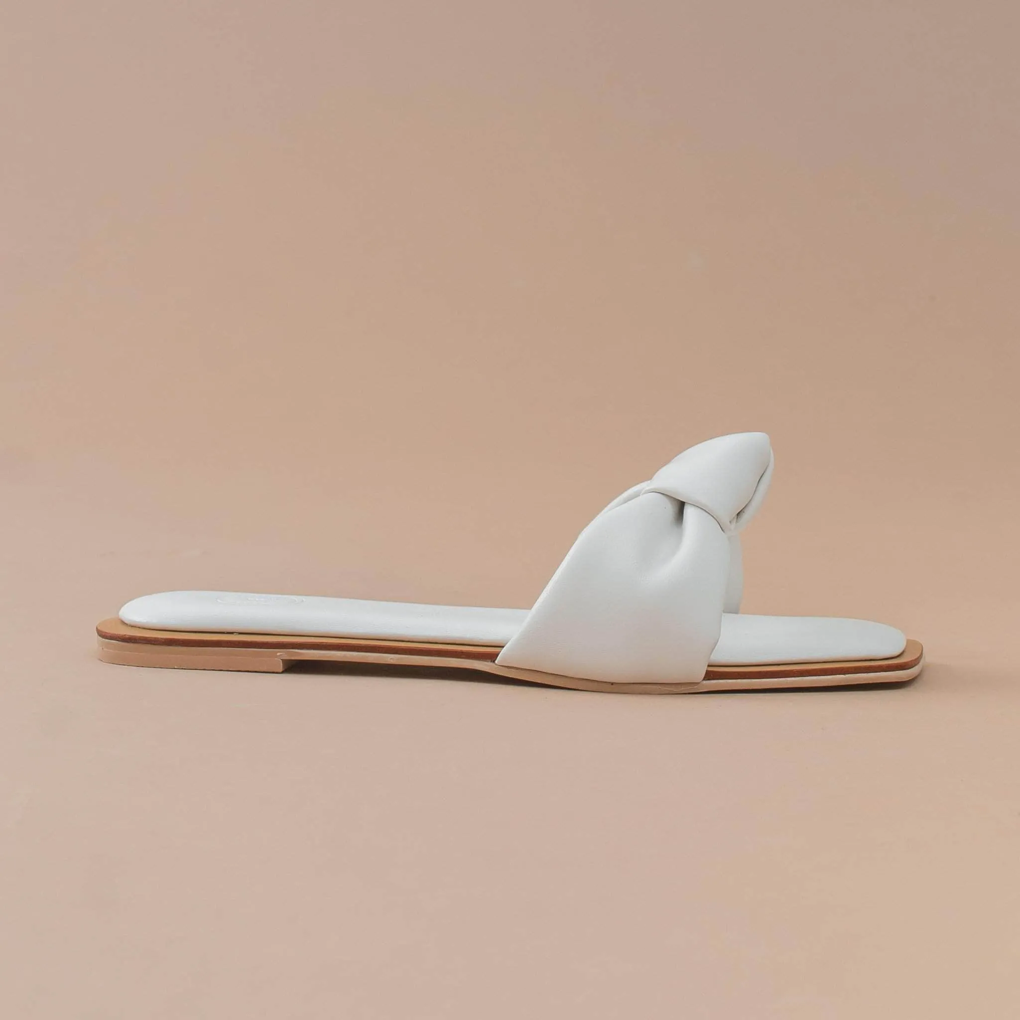 Yumi Dacey Le Blanc